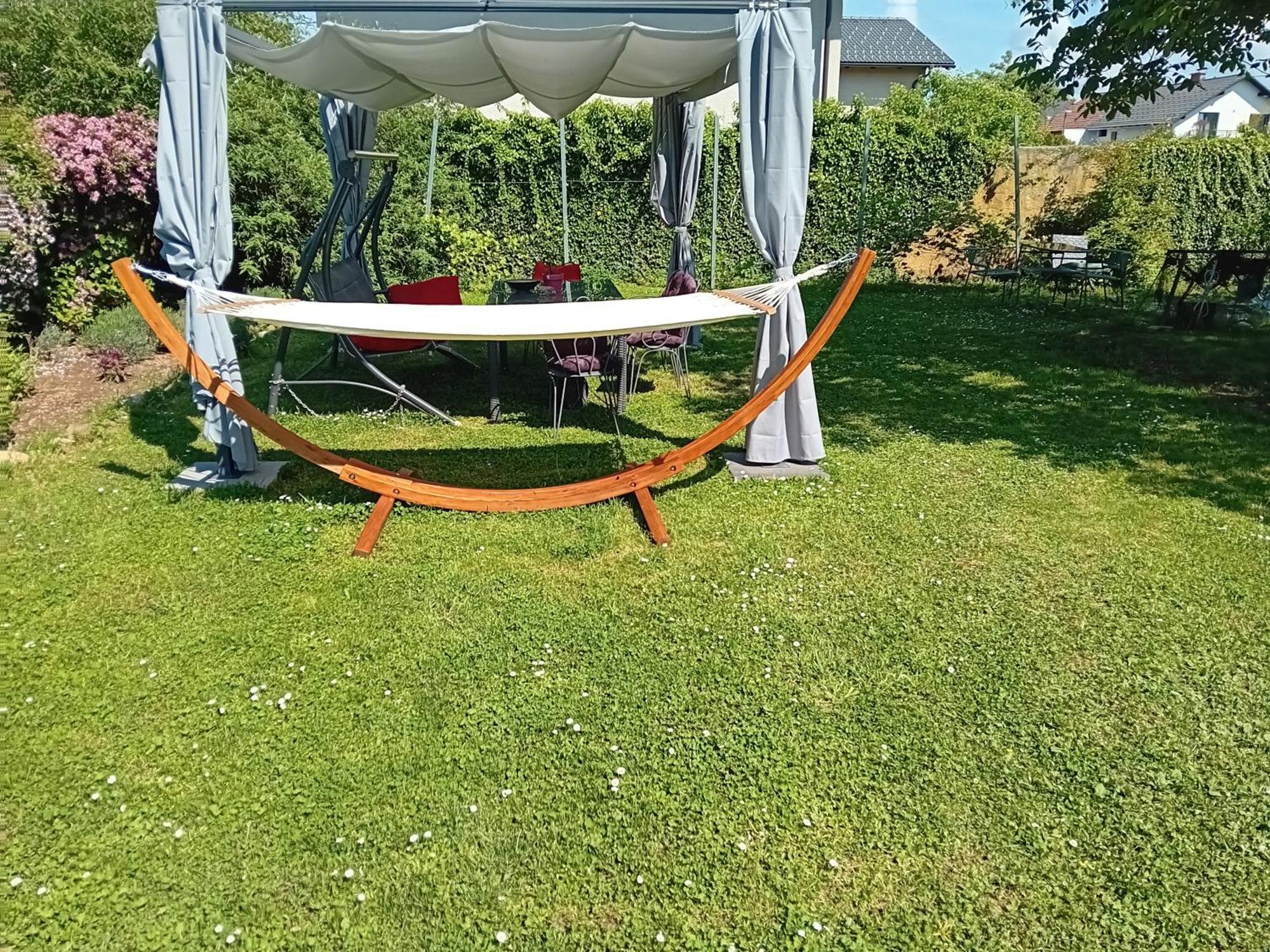 Camping Under The Walnut In Your Own Tent On A Shared Lot And Shared Bathroom Ljubljana Exterior foto
